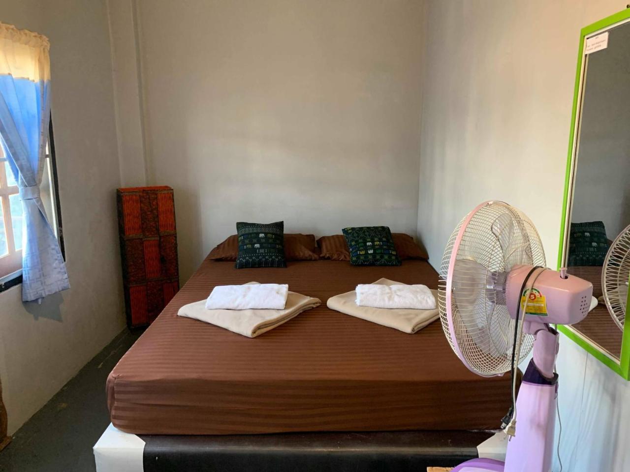 Hostel J Giant Chiang Mai